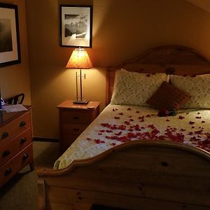 Double Room Mountain View